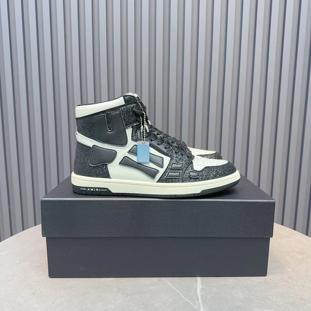 Men's shoes💰620💰 AMIRI AMIRI trendy brand hot sale🔥 Available all year round✅Couples💑 Official website synchronization Imported fabrics 1⃣️ratio 1⃣️Re-engraved, original factory special original sole, 35-45 (38.45. Non-refundable)